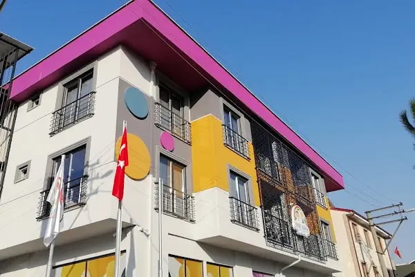 Minik Adalılar Çarşı Şube - Resim 2
