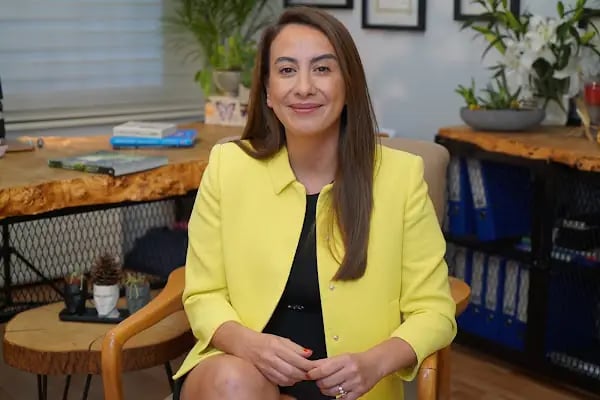 Op. Dr. Arzu Türkseven Topaçoğlu, Plastik Rekonstrüktif Ve Estetik Cerrahi - Resim 2