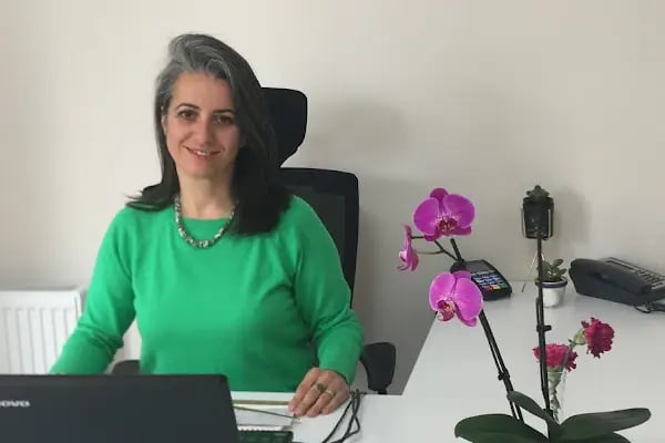 Dişhekimi Hülya Elmas Hantaş Muayenehanesi - Resim 12
