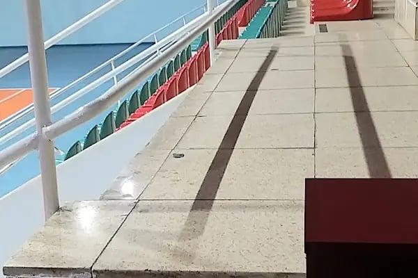 Bağlar Belediyesi Spor Salonu - Resim 2