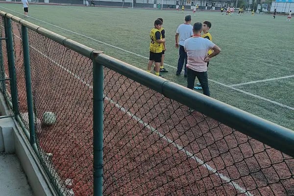 Seyfi Ali Türkoğlu - Şafak Erdur Futbol Sahası (Akdeniz Belediyesi) - Resim 5