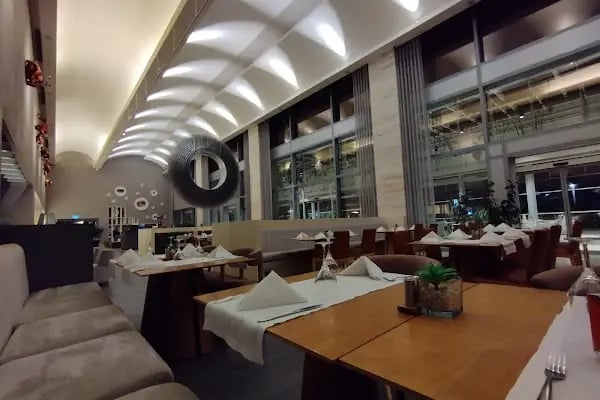 Yalçın Kardeşler Kozmetik Bay & Bayan Kuaför Market - Resim 7