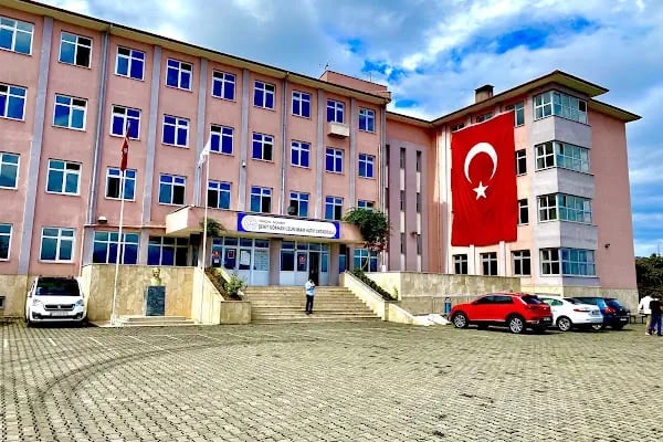 Akçaabat Şehit Gökhan Uzun İmam Hatip Ortaokulu - Resim 8