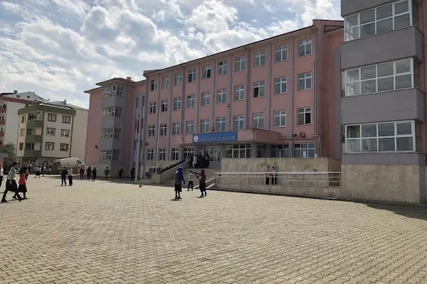 Akçaabat Şehit Gökhan Uzun İmam Hatip Ortaokulu - Resim 9