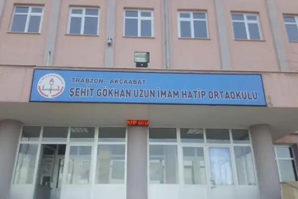 Akçaabat Şehit Gökhan Uzun İmam Hatip Ortaokulu - Resim 7