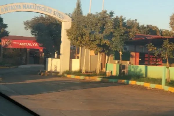 Aras Kargo Döşemealtı Şubesi - Resim 17