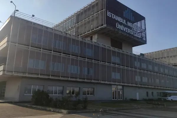 İstanbul Medeniyet Üniversitesi Orhanlı Yerleşkesi - Resim 3
