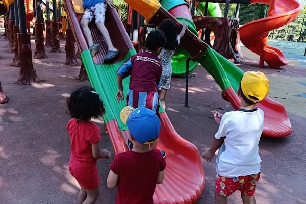 Atatürk ormanı çocuk park alanı - Resim 7