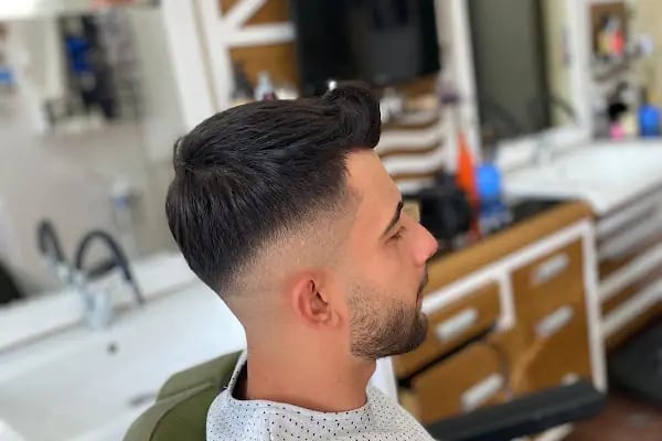 Umut Berber Shop - Resim 17