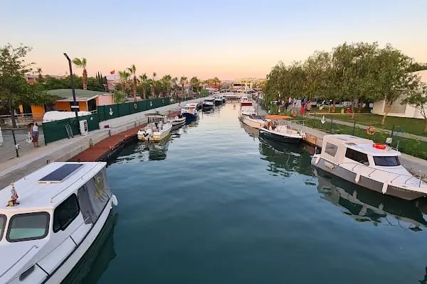 Teos Marina İşletme ve Ticaret A.Ş. - Resim 3