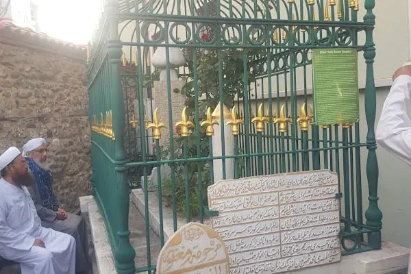 İsmail Hakkı Bursevi Türbesi - Resim 12