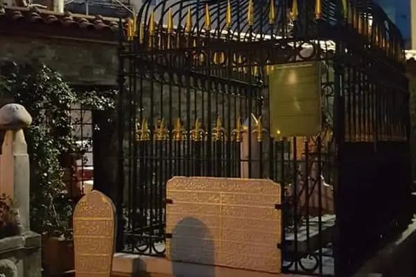 İsmail Hakkı Bursevi Türbesi - Resim 14