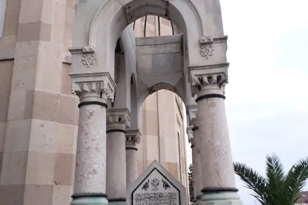 Şehzadeler Türbesi - Resim 15