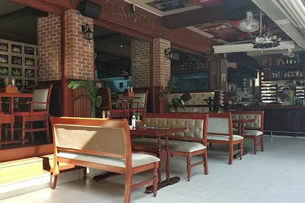 Cafe İstanbul - Resim 16