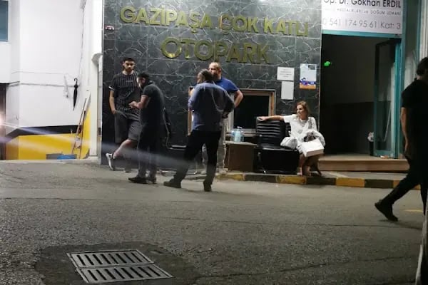 Gazi Paşa Çok Katlı Otopark - Resim 13