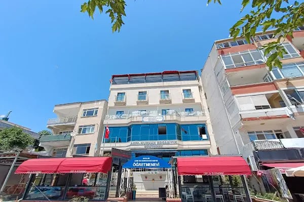 Avcılar Asım ve Nurhan Kocabıyık Öğretmenevi - Resim 5