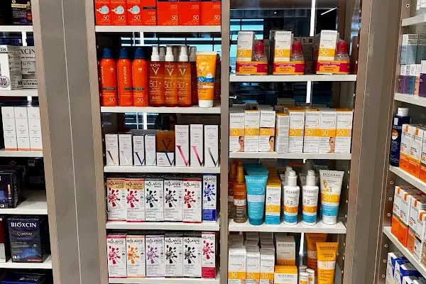 Istanbul Airport Pharmacy Wellness Port Eczanesi - Resim 9