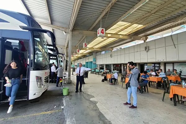 Akhisar Otogarı - Resim 8