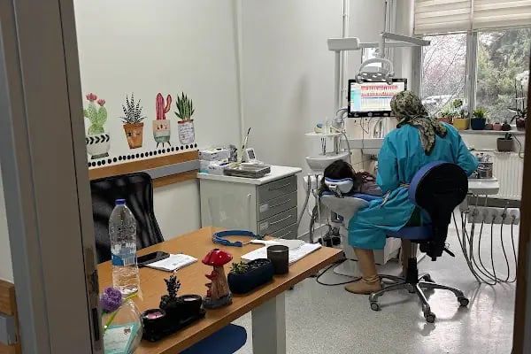 Konya Meram Ağız ve Diş Sağlığı Merkezi - Resim 17