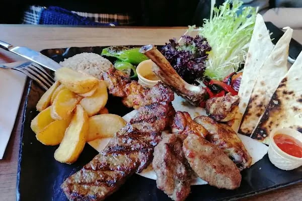 Boyalık Meva Garden Kır Lokantası - Resim 16