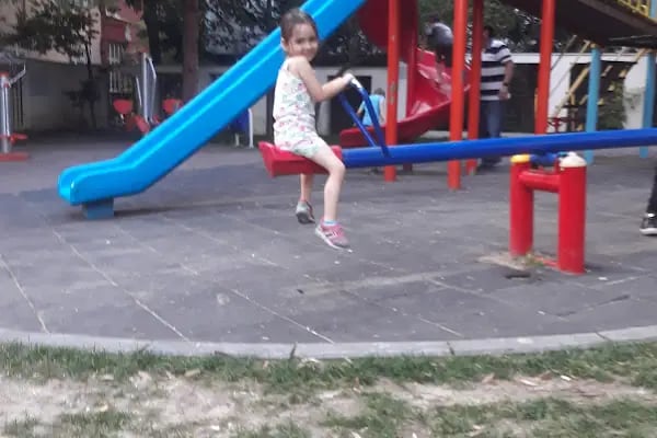 Ertuğrul Gazi Parkı Ve Sosyal Tesisleri - Resim 13
