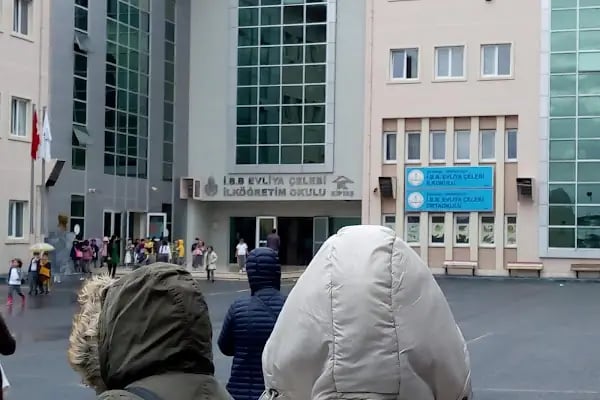 İBB Evliya Çelebi İlk/Ortaokulu - Resim 2