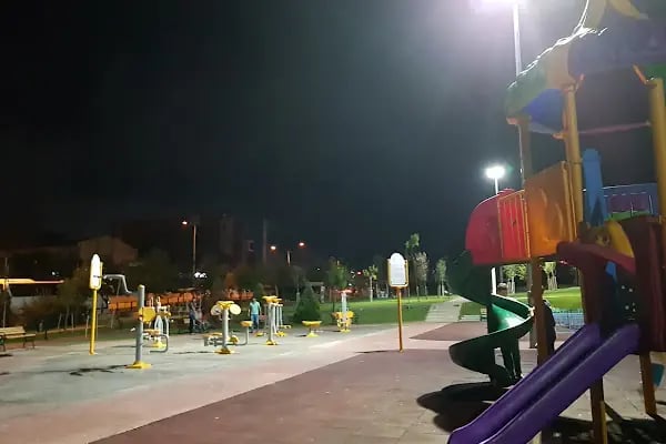 Esat Gülemek Parkı - Resim 3