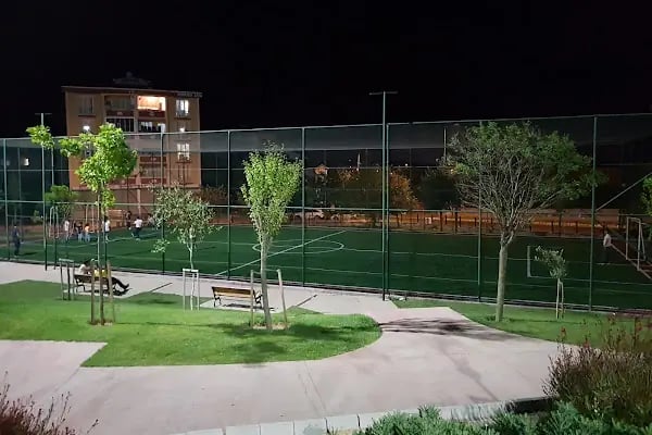 Esat Gülemek Parkı - Resim 9