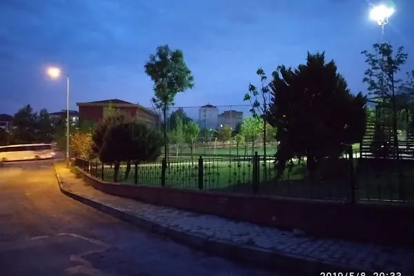 Esat Gülemek Parkı - Resim 13