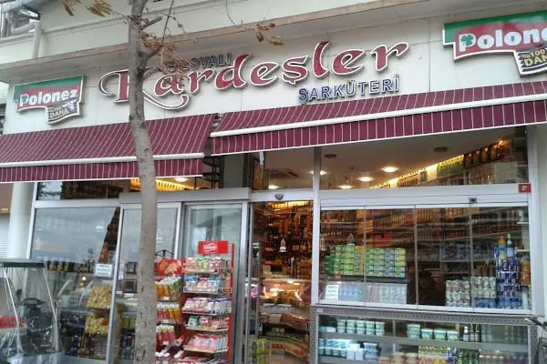 Yalovalı Kardeşler Şarküteri - Resim 5