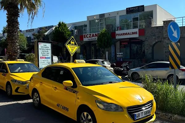 SS142 Nolu Yalıkavak Taksi Durağı - Resim 11