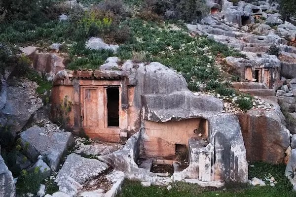 Limra Antik Kaya Mezarları - Resim 1