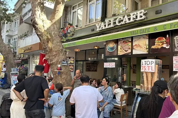 Yalı Cafe Büyükada - Resim 18