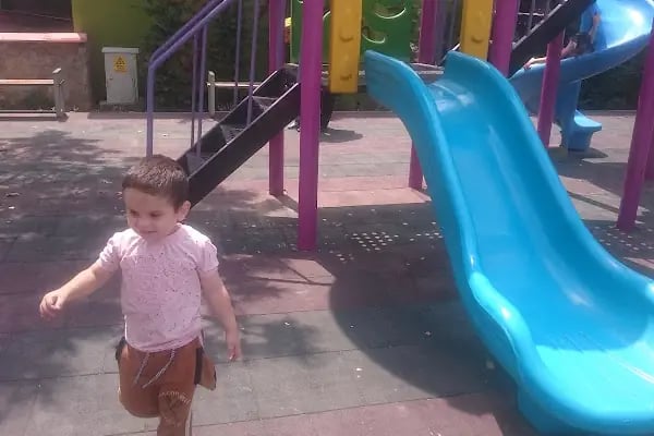 Çayırova Belediyesi Aşık Mahzuni Şerif Parkı - Resim 6