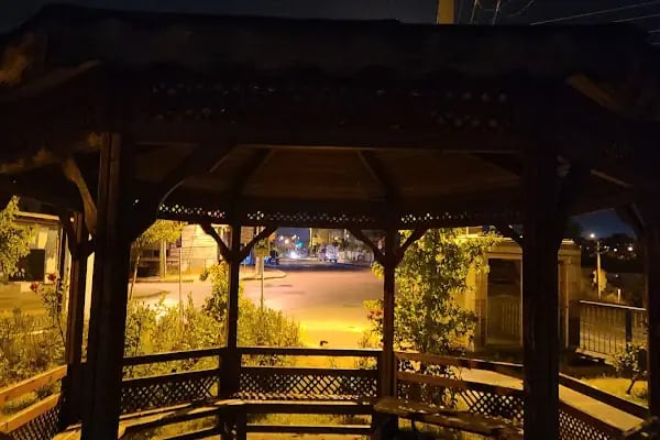 Çayırova Belediyesi Aşık Mahzuni Şerif Parkı - Resim 4