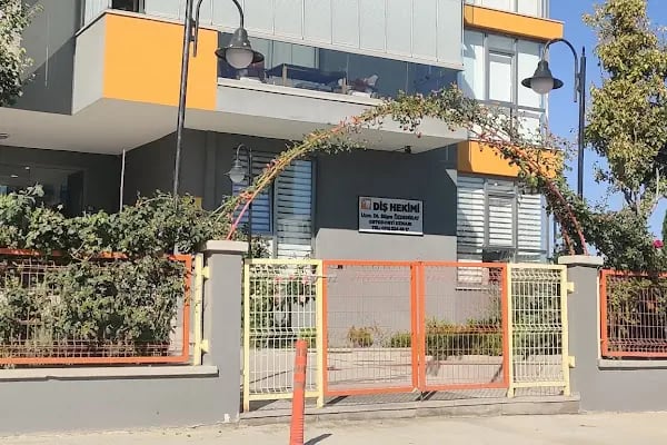 Uzm.Dt. Büşra Özdemiray Diş hekimi - Resim 19