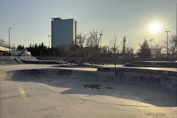 Millet Bahçesi Skatepark - Resim 15