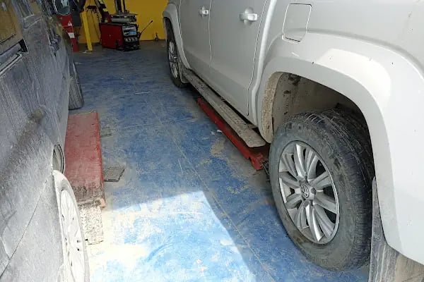 ÇAKMAK OTO LASTİK & 7/24 YOL YARDIMI - Resim 17
