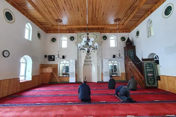 Hacı Hafız Lazlar Cami - Resim 7