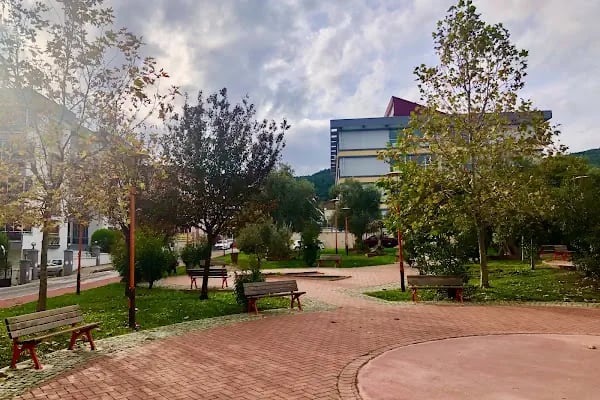 Gazi Umur Bey Parkı - Resim 18