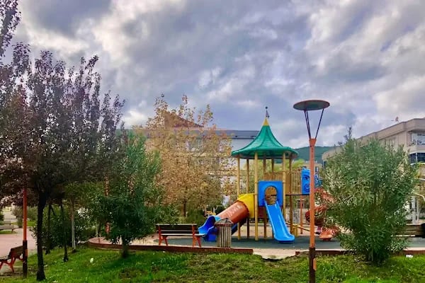 Gazi Umur Bey Parkı - Resim 9