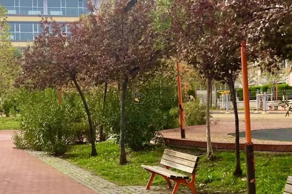 Gazi Umur Bey Parkı - Resim 19