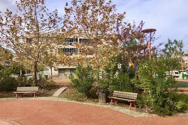 Gazi Umur Bey Parkı - Resim 5