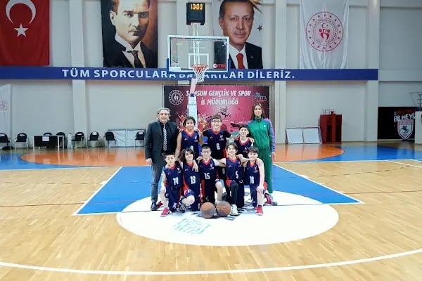 Mustafa Dağıstanlı Spor Salonu İlkadım - Resim 10