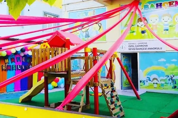 Özel Çayırova Sevgi Bahçesi Anaokulu - Resim 17