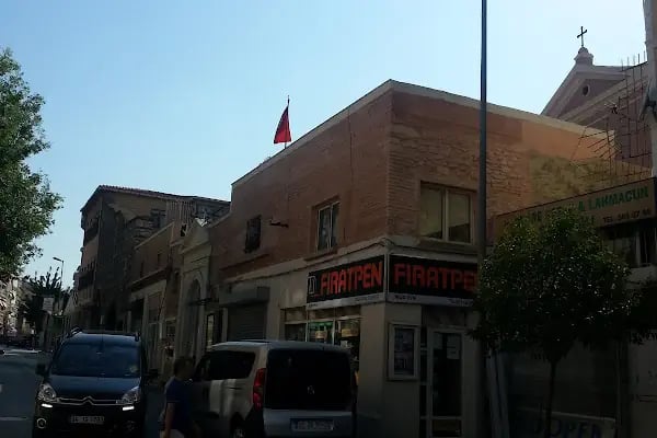 Ermeni Katolik Kilisesi - Resim 11