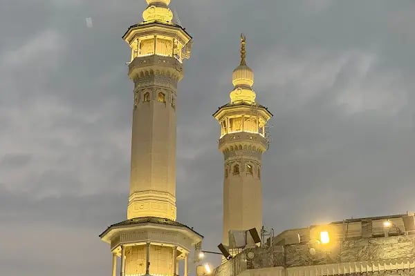 Muzcu Baba Türbesi - Resim 1