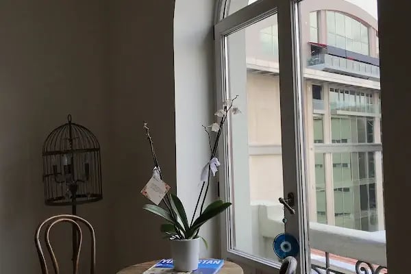 Doç.Dr. Ahmet Altıntaş I Kapalı Burun Estetiği - Resim 6