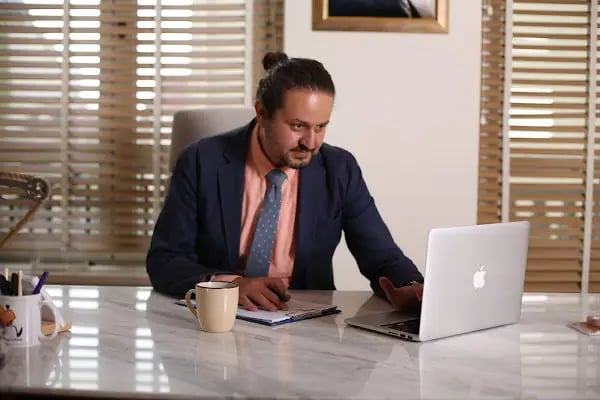 Doç.Dr. Ahmet Altıntaş I Kapalı Burun Estetiği - Resim 10