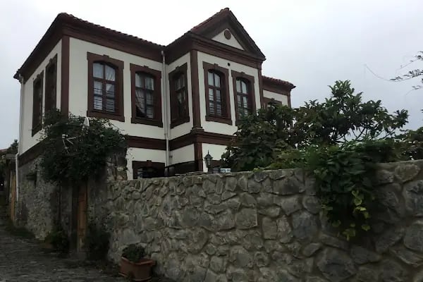 Orta Mahalle Seyir Terası - Resim 6